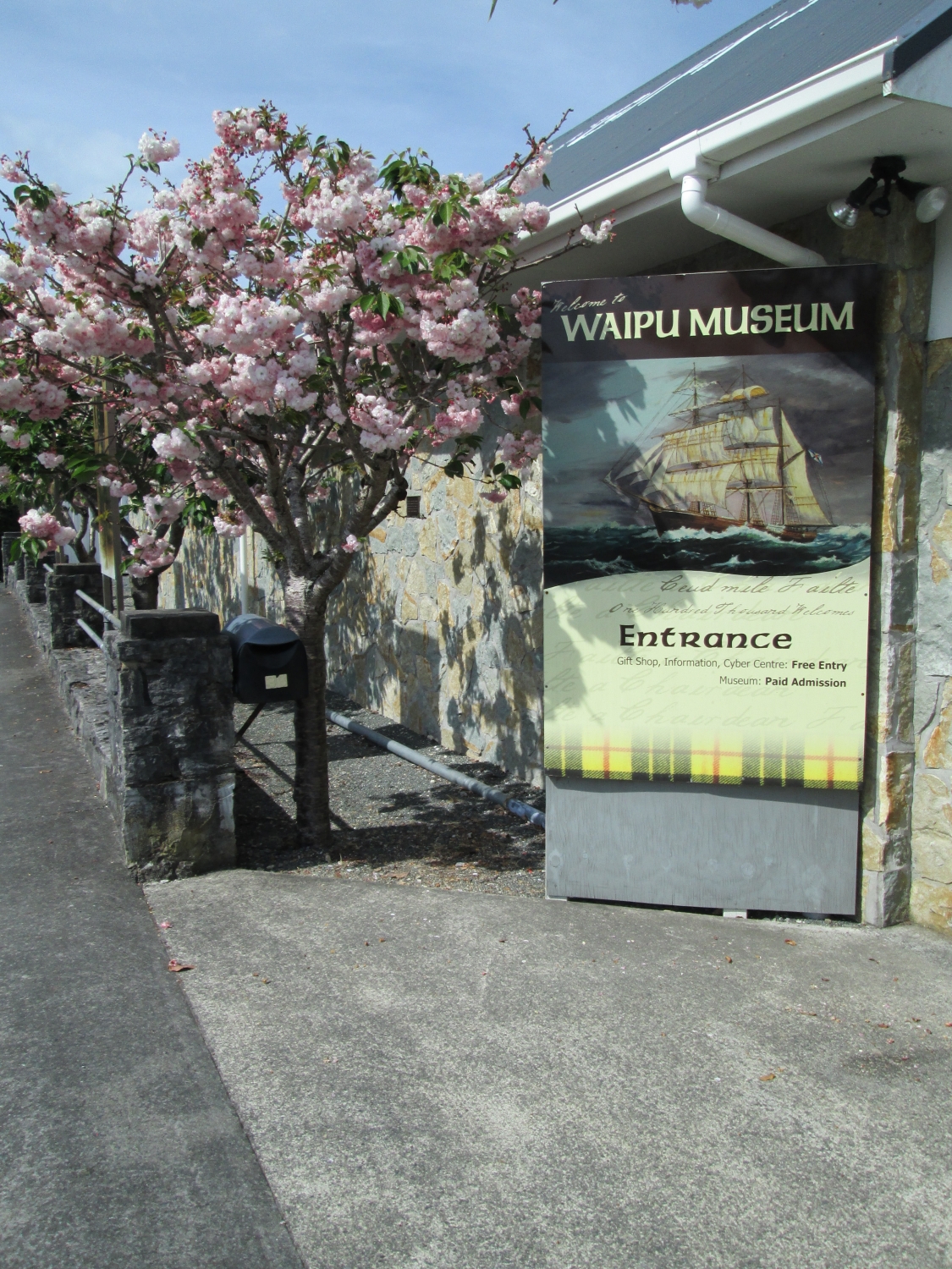 Waipu Scottish Migration Museum/Online Shop/Photo Waipu Scottish Migration Museum Entrance